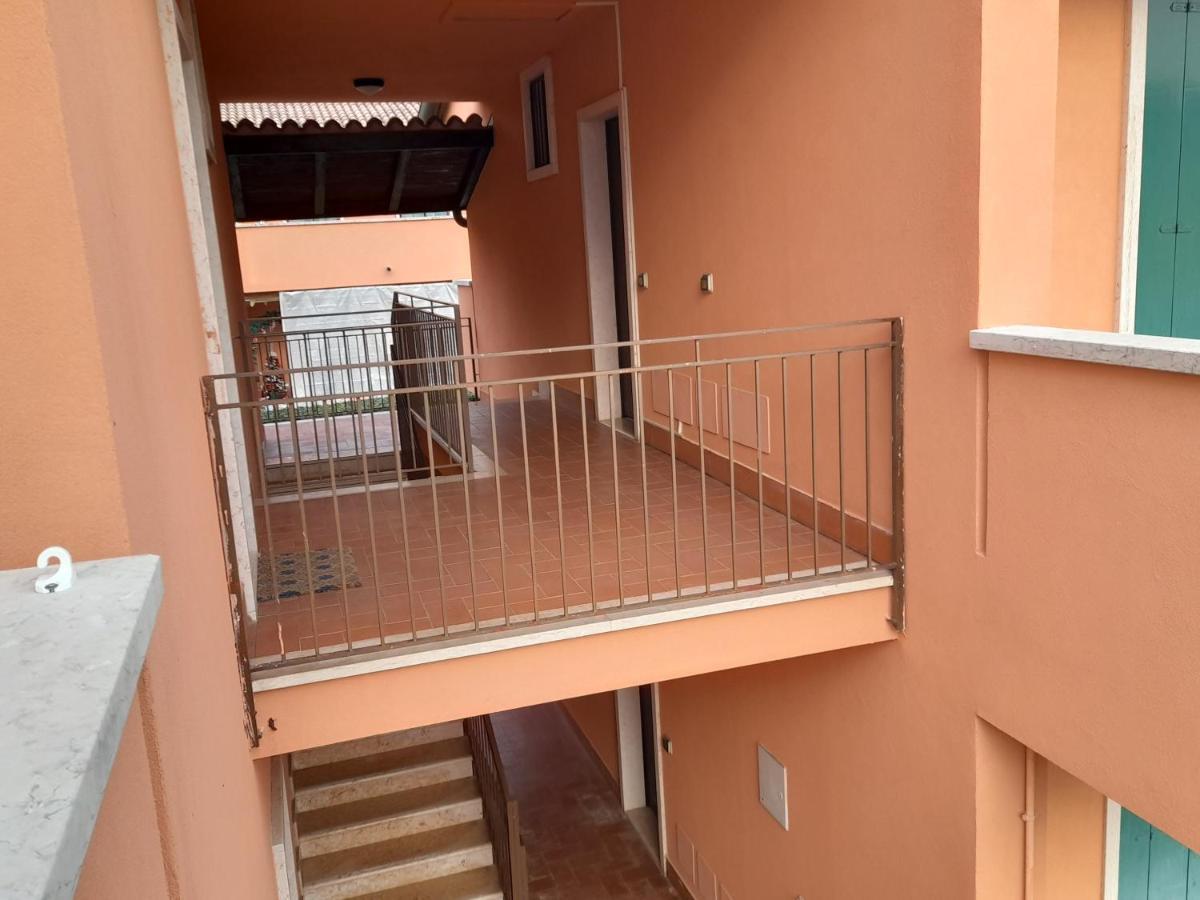 Mahatma Residence Lake View Lazise Esterno foto