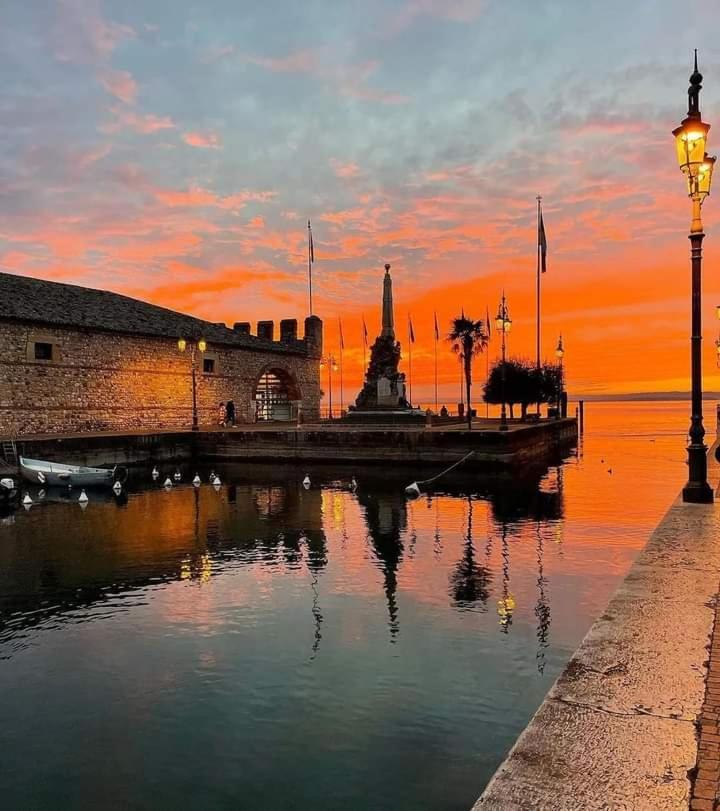 Mahatma Residence Lake View Lazise Esterno foto