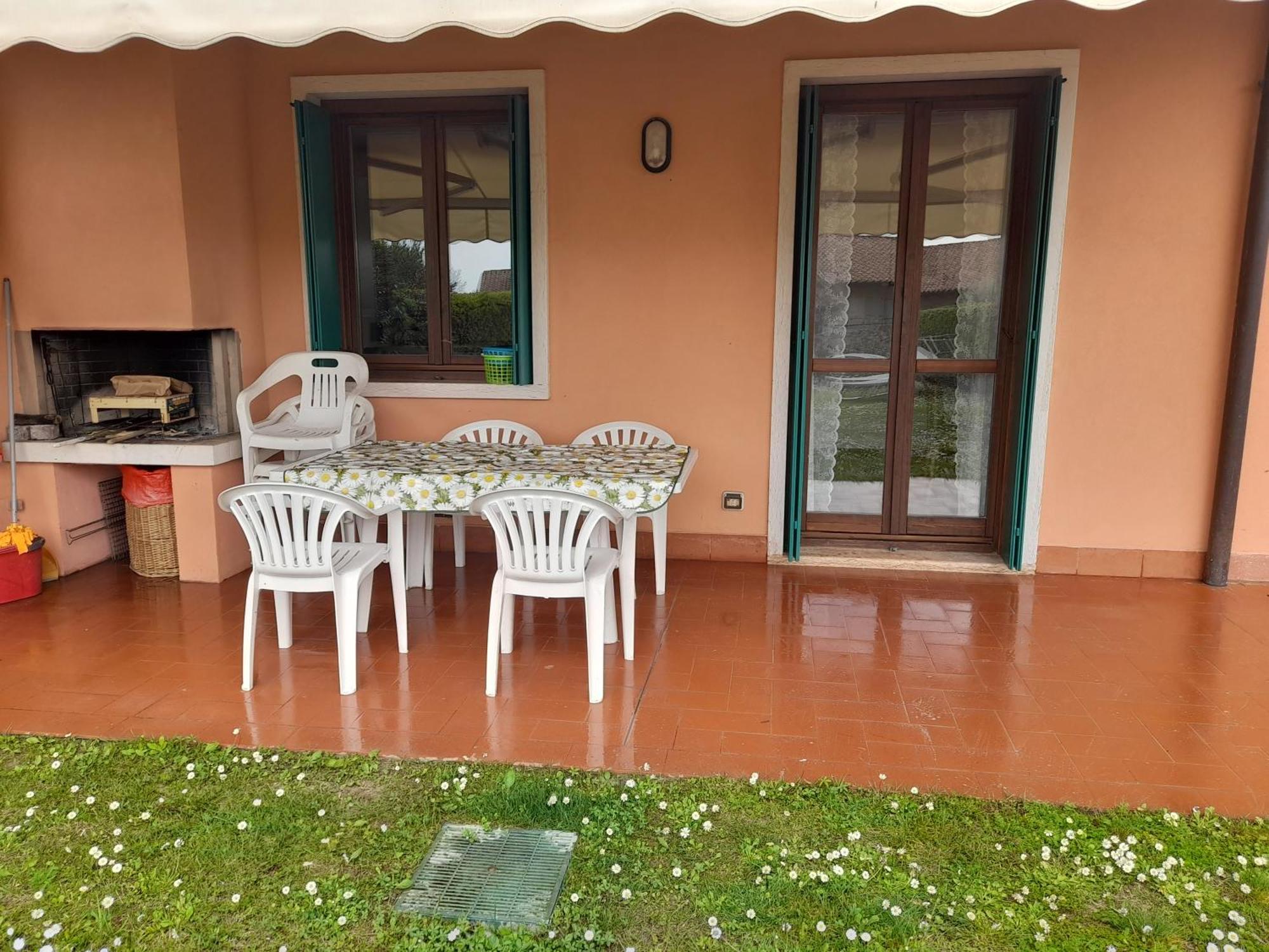 Mahatma Residence Lake View Lazise Esterno foto